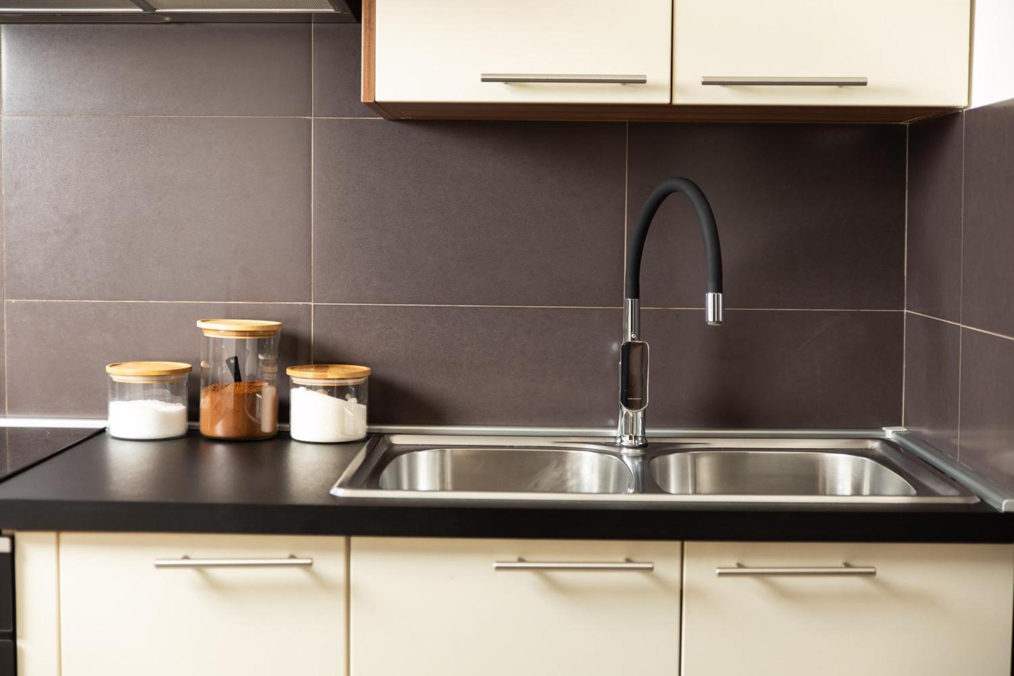Mladenka Apartment Кралевица Екстериор снимка