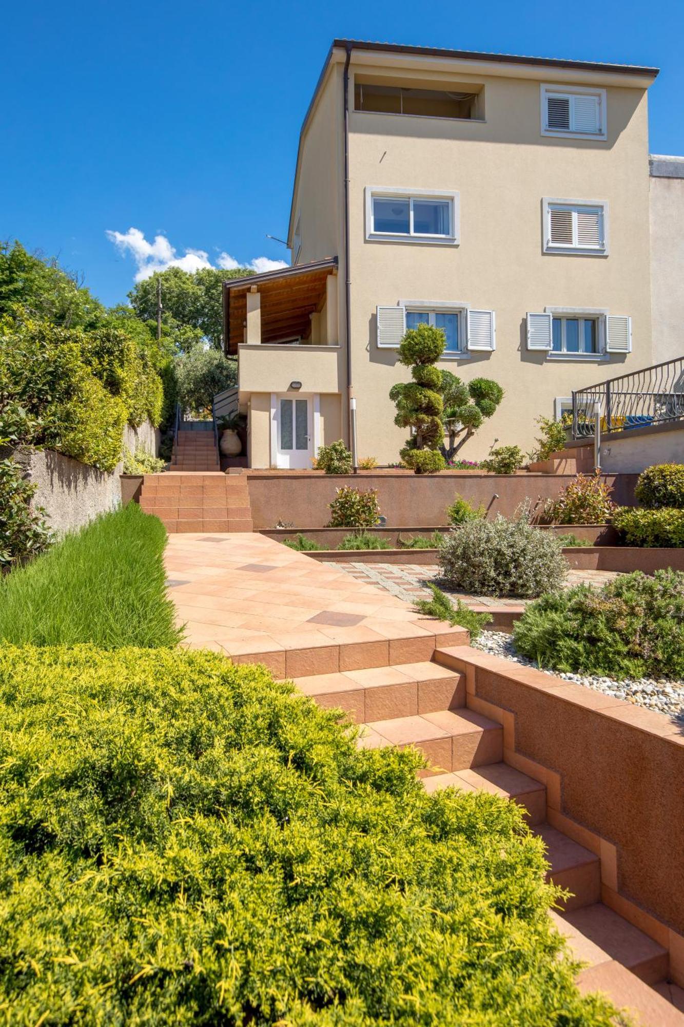 Mladenka Apartment Кралевица Екстериор снимка
